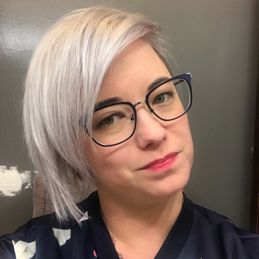 Meet your Posher, Jenifer